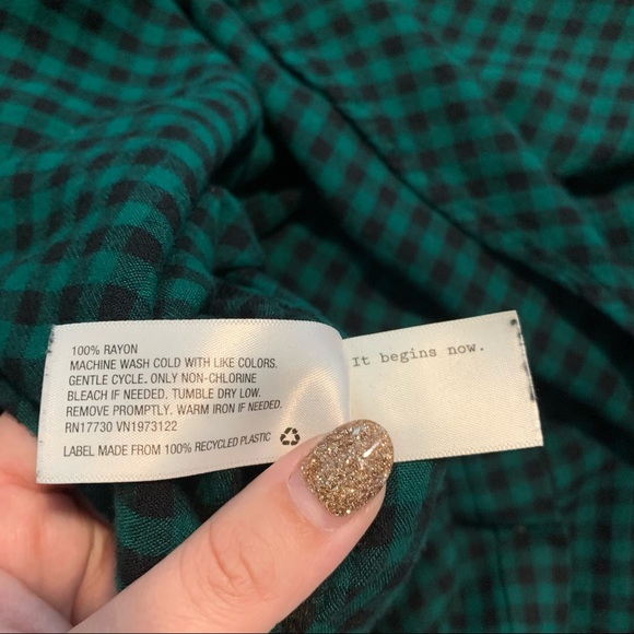 Green Buffalo Plaid Button Down Flannel - Picture 5 of 6